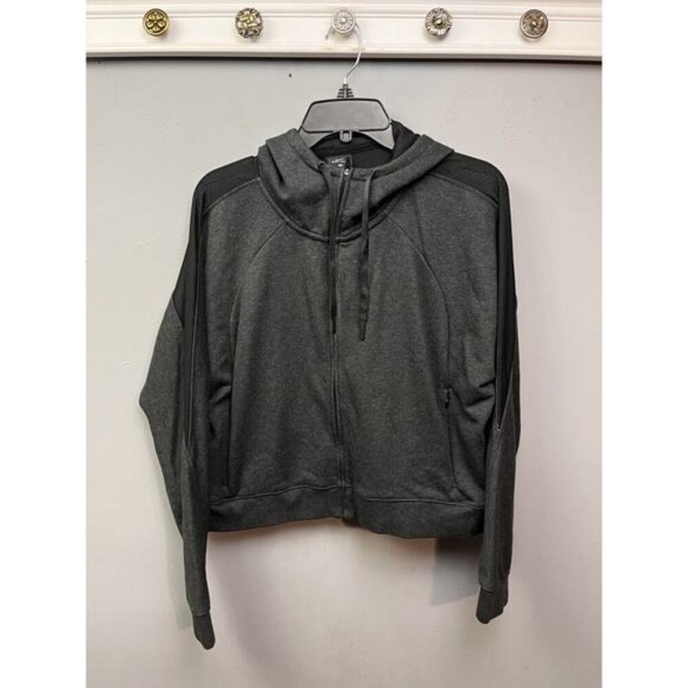 Nike Versa Dry Training Jacket Womens Medium Black Gray Full zip Crop‎ Athletic